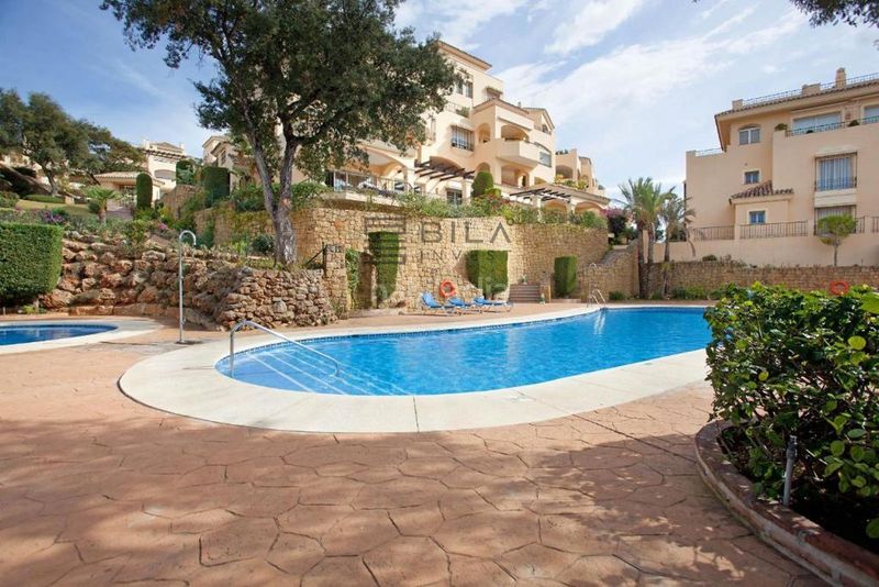 Foto c4d82f2c-55a0-48f5-a4ad-e4e61a9e6f04. Pis a Elviria Marbella