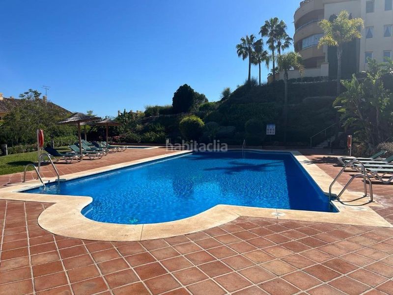 Foto f3954b2a-f556-44d0-a4a6-2ff54005915a. Pis a Elviria Marbella
