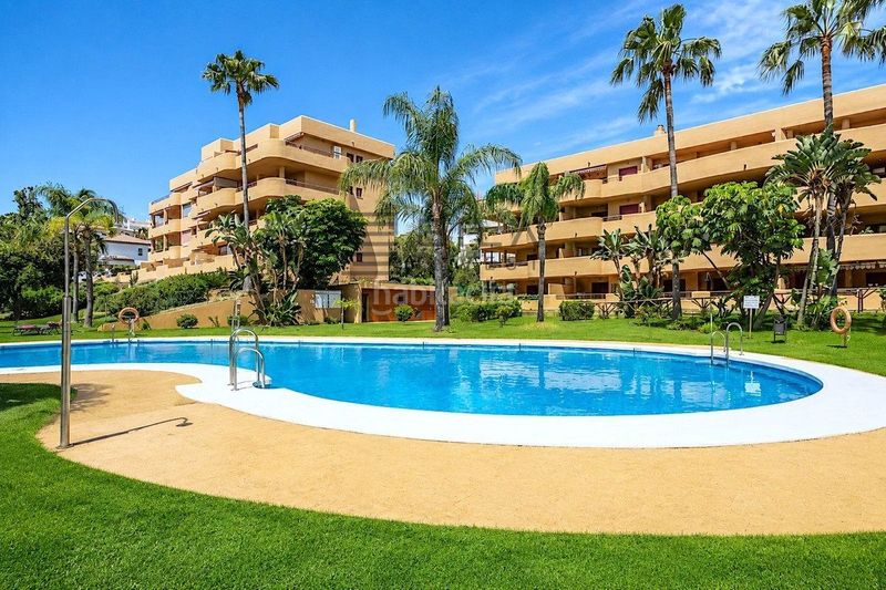 Foto 1b68d0d3-54bd-4c8c-9c95-4ade60faf6a9. Pis amb aparcament piscina a la cala Mijas Mijas