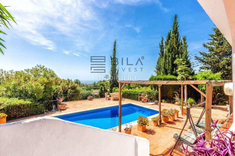 Foto 1d21aeab-d57b-4bd2-a0a8-a14b86f858a8. Xalet amb aparcament piscina a Mijas pueblo Mijas