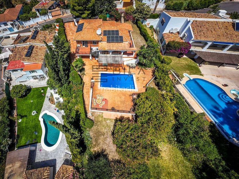 Foto 72f14ef1-b219-4f30-8d3d-cd19a9621f9d. Xalet amb aparcament piscina a Mijas pueblo Mijas