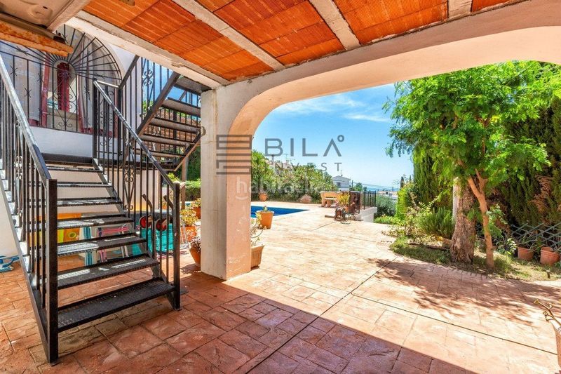 Foto 8b2b8f81-22f3-4ebc-a31a-1cb69b64c28e. Xalet amb aparcament piscina a Mijas pueblo Mijas