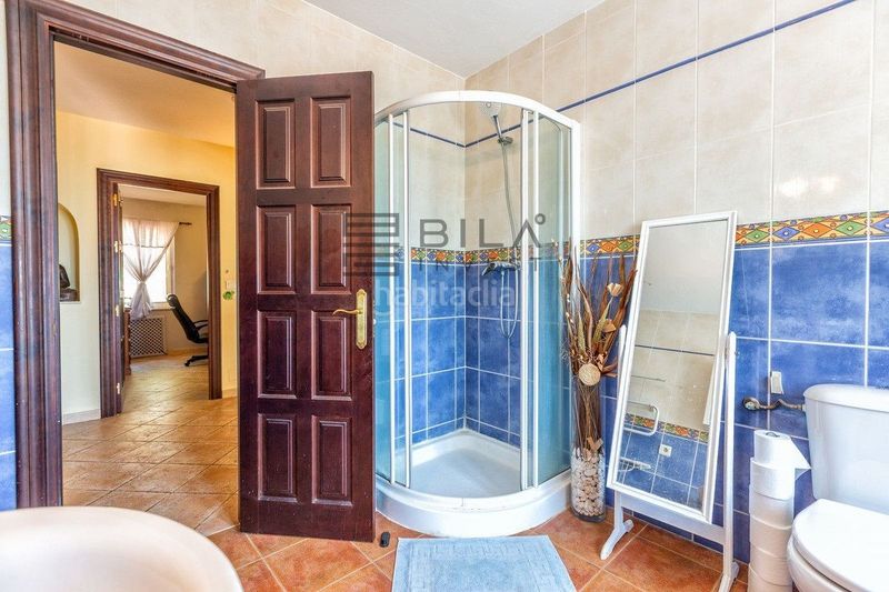 Foto a5edbd54-f5fd-4fc3-9969-77d31535be96. Xalet amb aparcament piscina a Mijas pueblo Mijas