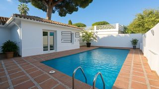 Chalet  El rosario. Chalet independiente en venta en el rosario, marbella
