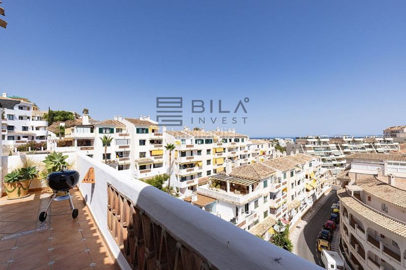 Foto 5541c746-f3cb-4f5e-86e6-b2940ad56e87. Àtic amb piscina a Zona Centro Comercial Torrequebrada Benalmádena