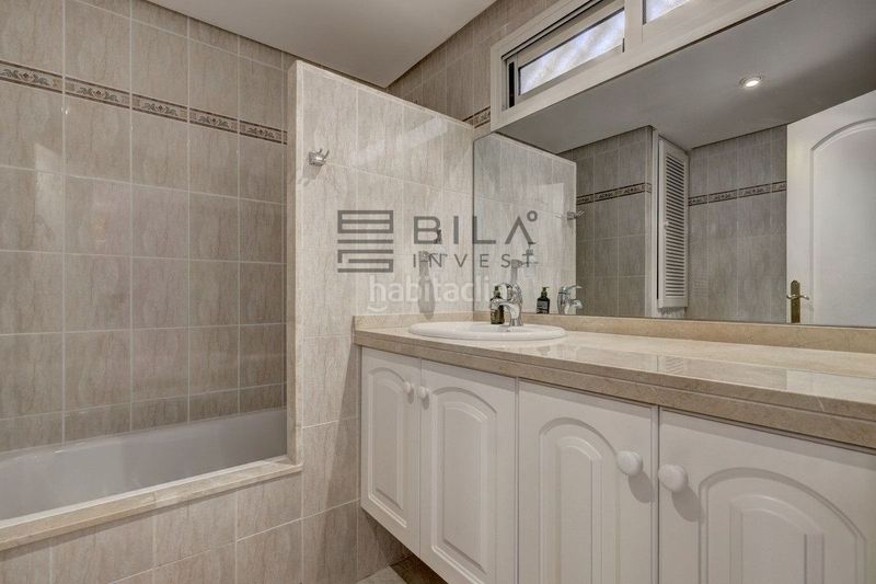 Foto ae6d99fb-c5bd-4e37-950b-affde3a1454b. Àtic amb piscina a Zona Centro Comercial Torrequebrada Benalmádena