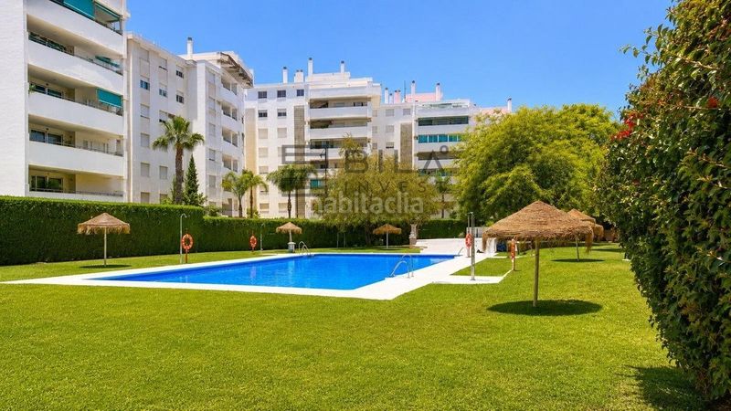 Foto a55d7987-6492-48d1-98f5-6096ffec0c5c. Pis amb aparcament piscina a Castillo Sohail - Myramar Fuengirola