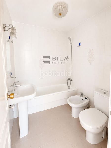 Foto a581db81-c8bc-4e46-922a-67ff39ec1550. Pis amb aparcament piscina a Castillo Sohail - Myramar Fuengirola