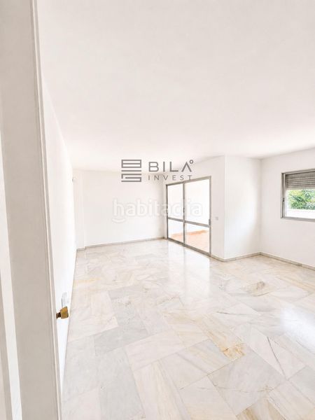 Foto a8b69745-4675-4dc0-8db4-0aa318acc110. Pis amb aparcament piscina a Castillo Sohail - Myramar Fuengirola