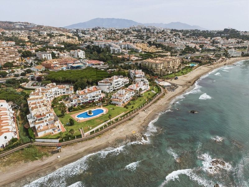 Foto 012a8144-ca0e-4f1a-b07d-da3bcf82ada7. Pis amb aparcament piscina a Calahonda Mijas