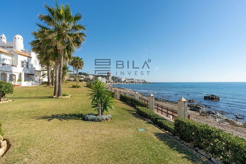 Foto 33ff82da-1856-49e0-8c1b-023f44cdb20f. Àtic amb piscina a Calahonda Mijas