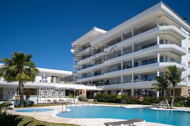 Foto 4b4ec15f-40b4-4d85-8d9b-0962a8a29a30. Pis amb aparcament piscina a Torreblanca del Sol Fuengirola