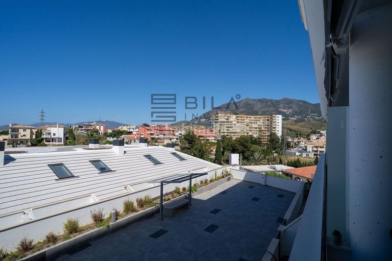 Foto 5d0fb051-212d-4d69-b776-5c149b92b6e8. Pis amb aparcament piscina a Torreblanca del Sol Fuengirola
