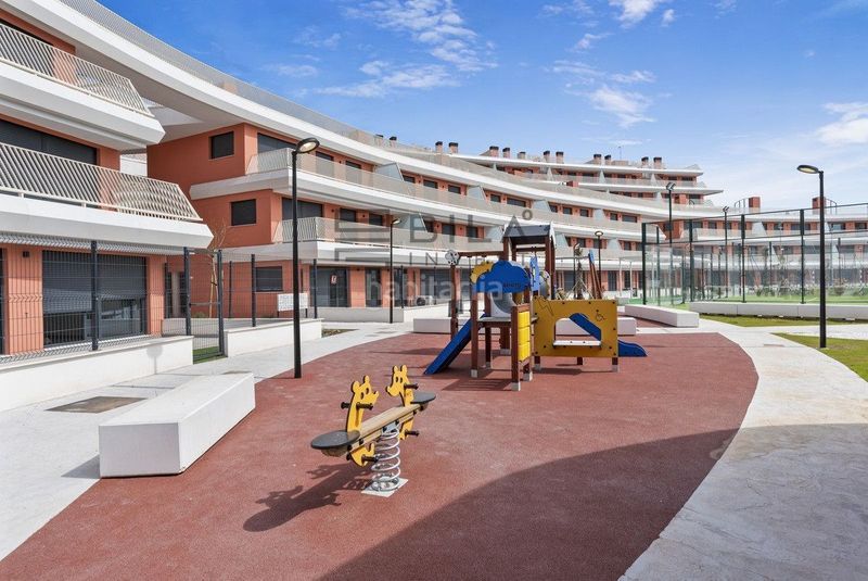 Foto ecfddd69-0286-401b-831c-064fcd5aac0b. Piso  en venta en urb. solaris en la zona del hipódromo costa en Mijas