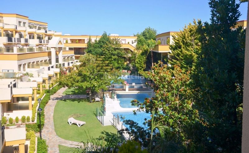 Foto 509c4667-92f2-41a0-ad11-e9094545a8d2. Pis amb aparcament piscina a Romana Playa Marbella