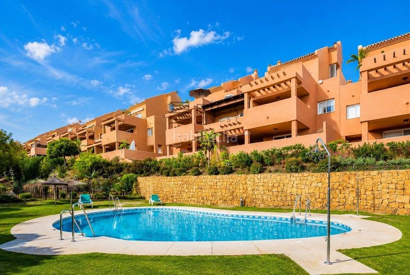 Foto 8eeef717-ca61-4ca5-9981-60a2e23f02d7. Pis amb aparcament piscina a Santa María Marbella