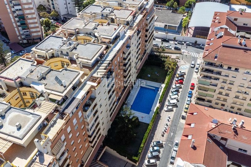 Foto e0b9a1bd-500e-44b3-81a0-d70583ea8027. Ático  en venta en romería del rocío , centro en Fuengirola