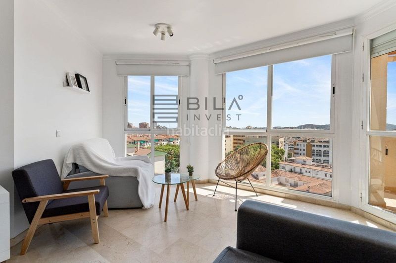 Foto fd9e4f7f-6de6-491d-902d-d68207b90c42. Ático  en venta en romería del rocío , centro en Fuengirola