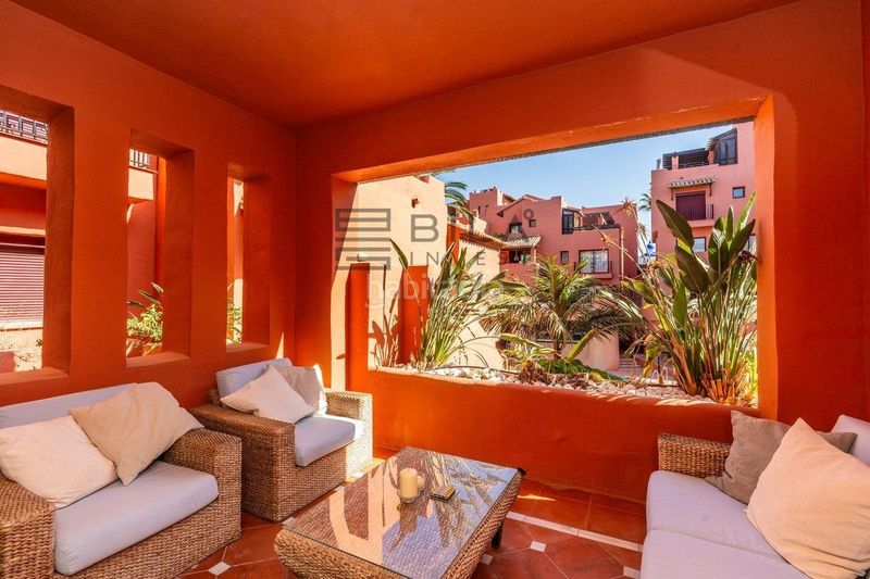 Foto 1a53f3b3-1ffd-4a5a-99c5-9922e58c9a12. Pis amb aparcament piscina a Romana Playa Marbella