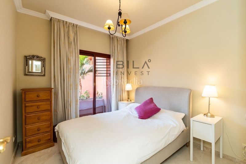 Foto b8a9a1df-a88b-40af-8056-8c690de74a3b. Pis amb aparcament piscina a Romana Playa Marbella