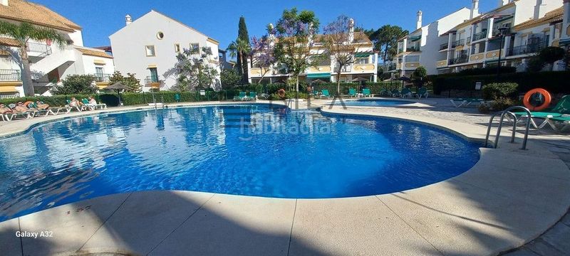Foto 319a3106-f76f-4d55-bc0b-11cd1488011f. Àtic amb piscina a Marbesa Marbella