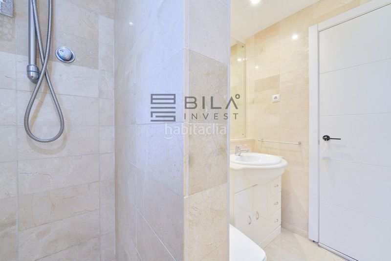 Foto 4734e2e9-a9a9-4070-bd75-680b5ec7207d. Pis amb aparcament piscina a Romana Playa Marbella