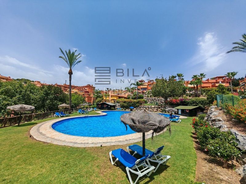 Foto ae237af6-8e08-455d-93f7-cc1a9d8b2bd7. Pis amb aparcament piscina a reserva de Marbella Marbella