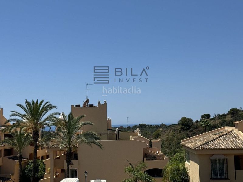 Foto f7ebdfb5-f886-47da-9cf1-2b74518c504e. Pis amb aparcament piscina a Elviria Marbella