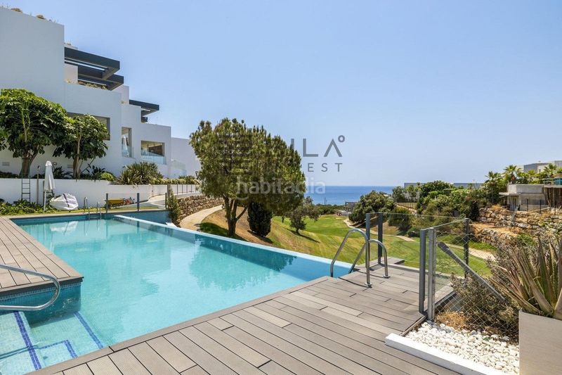 Foto 42803ce1-eb17-47f1-82ab-b5e17a43258d. Pis amb aparcament piscina a Cabopino - Artola Marbella
