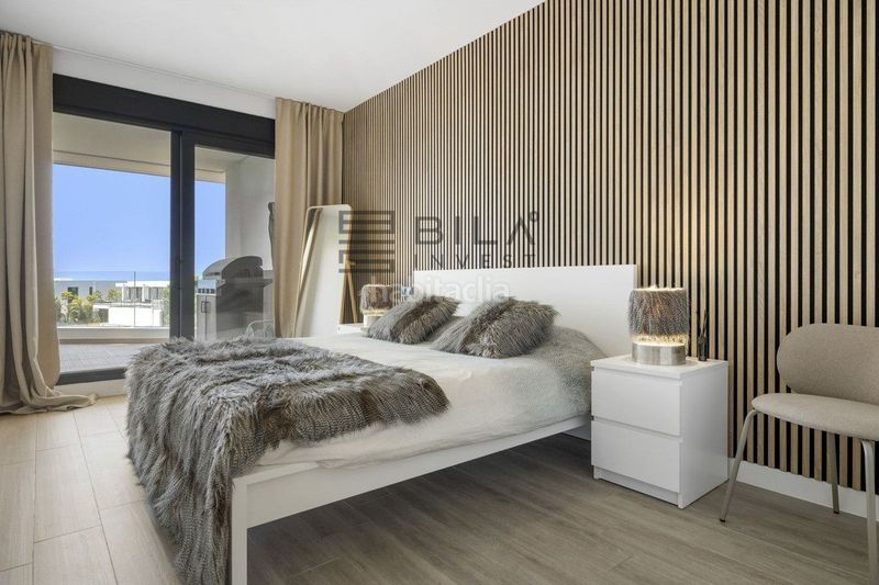 Foto 5919e08c-33b9-4682-ae40-f0f362baf264. Pis amb aparcament piscina a Cabopino - Artola Marbella
