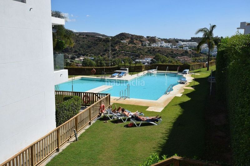 Foto bcc26968-2247-4b59-9f5d-799ae5e7aa71. Pis amb aparcament piscina a la cala Mijas Mijas