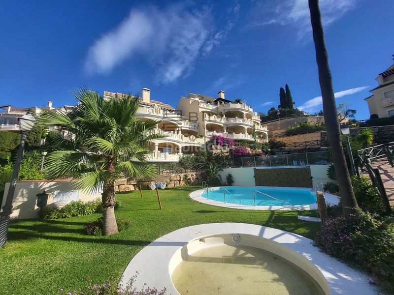 Foto d96e5ec8-0c35-431f-b2ec-5e214a65199e. Pis amb aparcament piscina a Santa María Marbella
