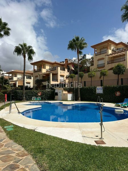 Foto f20a5989-9ce2-4a0b-ae8b-bae5e8dad67f. Casa adossada amb piscina a Riviera del Sol Mijas