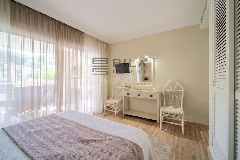 Foto bec84a43-e315-44df-97ca-7d70f463a2c3. Pis amb aparcament piscina a Romana Playa Marbella