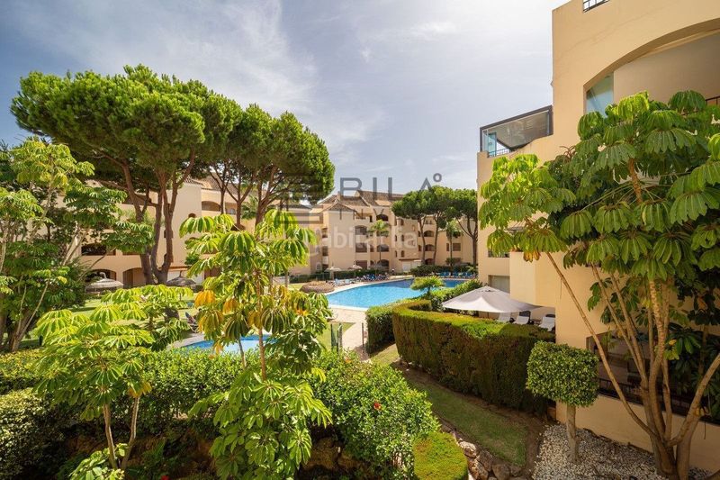 Foto d9cca61a-1872-4aeb-828e-3ccbf1b6b765. Pis amb aparcament piscina a Romana Playa Marbella