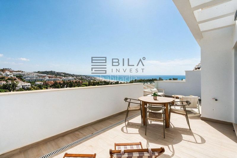 Foto e8d554e4-d644-4d2e-8e2a-7a3c3ed037b5. Pis amb aparcament piscina a la cala Mijas Mijas