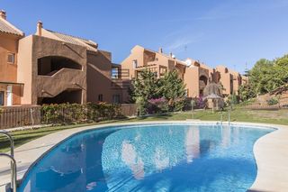 Pis  Lagos de santa maría golf. Piso en venta en urb. lagos de santa maría golf en elviria, marb