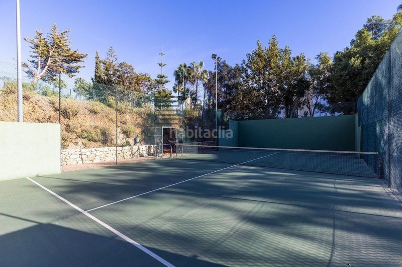 Foto bbf2bf04-1596-44cb-ae06-095e31f52f2b. Àtic amb piscina a bahía de Marbella Marbella