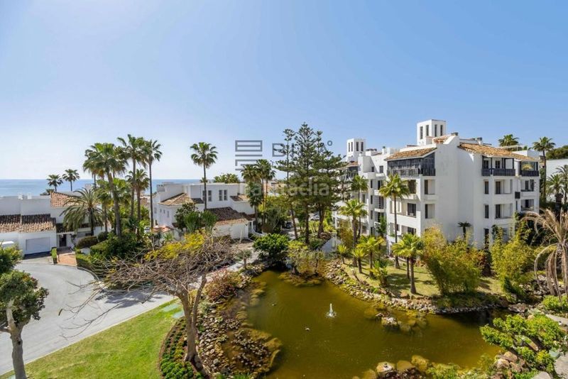 Foto 10b61c86-d135-4162-ab37-204417ca8771. Pis amb aparcament piscina a Romana Playa Marbella