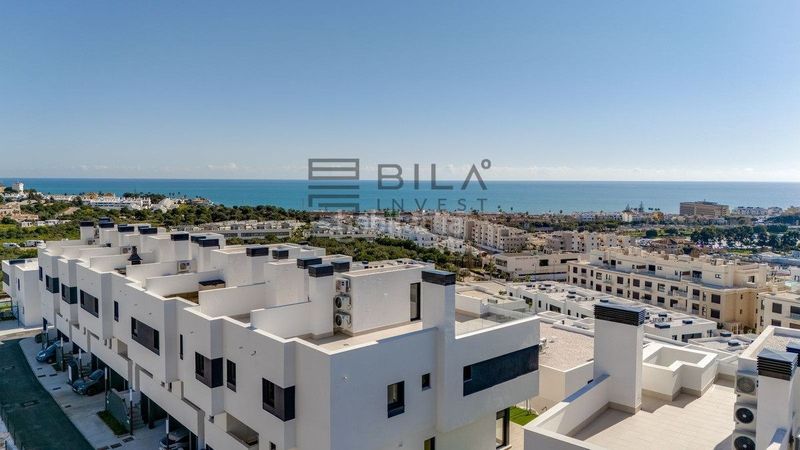 Foto e1fe0c73-d757-4cb9-b937-8698caa82011. Casa aparellada amb piscina a la cala Mijas Mijas