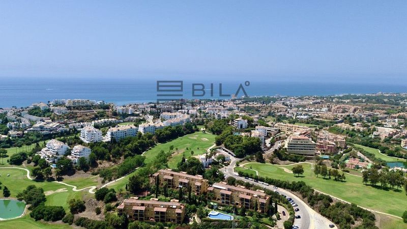 Foto b7c69ac1-b4f2-4c72-a07f-11edcfb329df. Pis amb aparcament piscina a Riviera del Sol Mijas