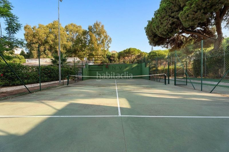 Foto a146c895-098b-41c2-ad91-4330463d7501. Casa adossada a Santa María Marbella