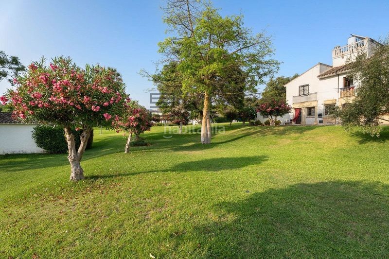 Foto c7888477-f445-4ecb-9657-703055ff92ae. Casa adossada a Santa María Marbella