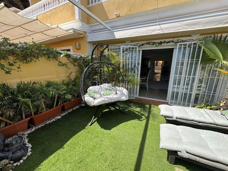 Foto b26aa9df-a885-4a0b-8fd8-93c31503e882. Casa adossada amb aparcament piscina a Calahonda Mijas