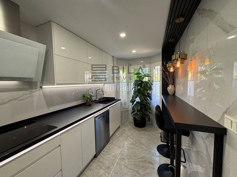 Foto ce06f2b1-e46f-4eef-8a9b-21fb42067c8a. Casa adossada amb aparcament piscina a Calahonda Mijas