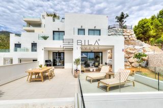 Casa adossada  Rocas blancas. Casa en venta en  rocas blancas , pueblo monterrey en benalmáden