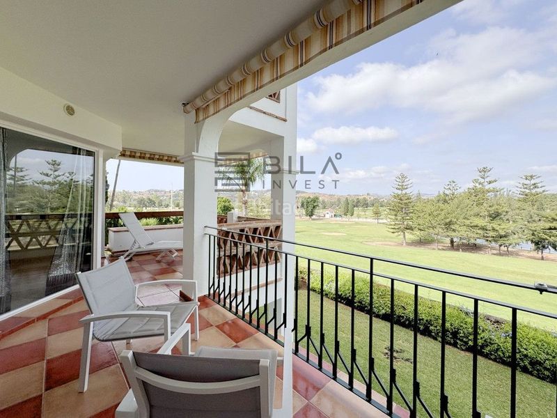 Foto e9b6dc5a-a360-4b18-9b0c-3693ffc0a769. Pis amb aparcament piscina a Mijas golf Mijas
