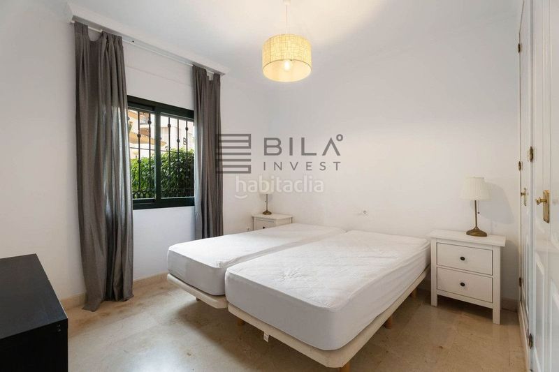 Foto 2b3439fa-8a1f-45c4-91ad-c81a71b3d7f4. Flat with parking pool in Santa María Marbella