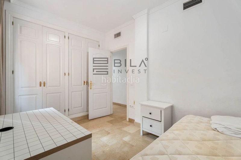 Foto 5d0f995a-9784-4fc9-9af2-2d22d7b68357. Flat with parking pool in Santa María Marbella