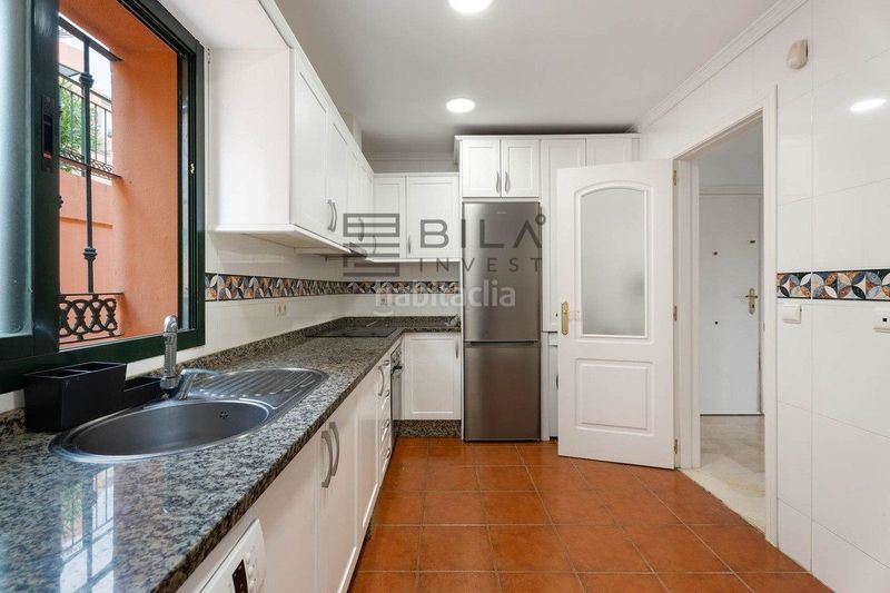 Foto 6efc2dba-a0ed-48a1-b51a-eaba72bee1bb. Flat with parking pool in Santa María Marbella